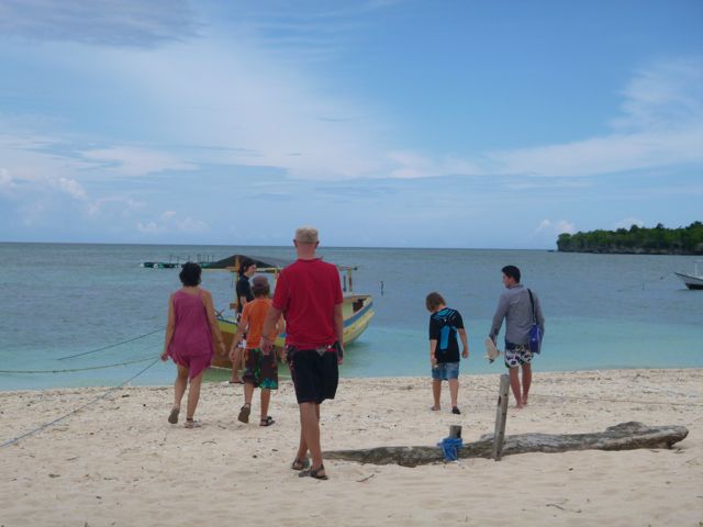 Family Travel Indonesia